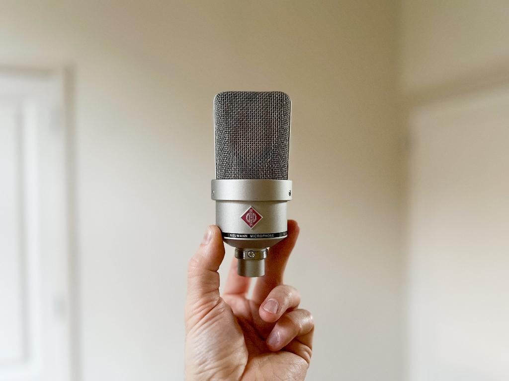 Neumann TLM 103 Studio Set | incl. statief | Nieuwstaat, Muziek en Instrumenten, Microfoons, Ophalen of Verzenden, Zo goed als nieuw