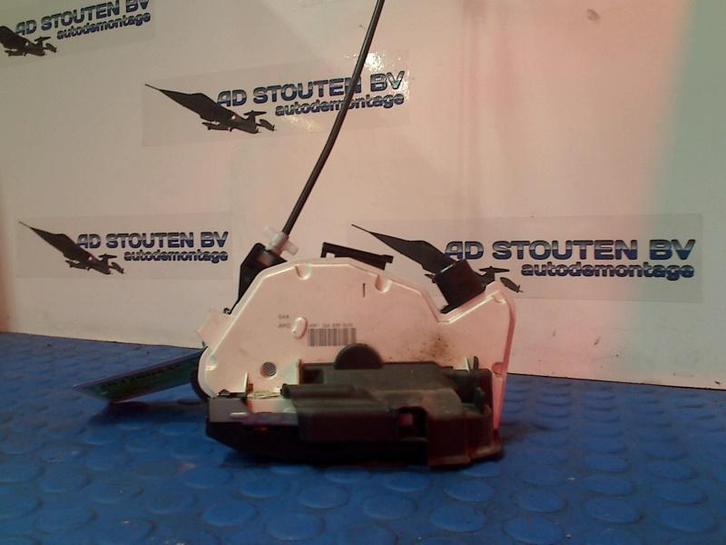 Portierslot Links Achter Skoda Citigo 2012 45F1S4839015B, Auto-onderdelen, Carrosserie en Plaatwerk, Skoda, Gebruikt