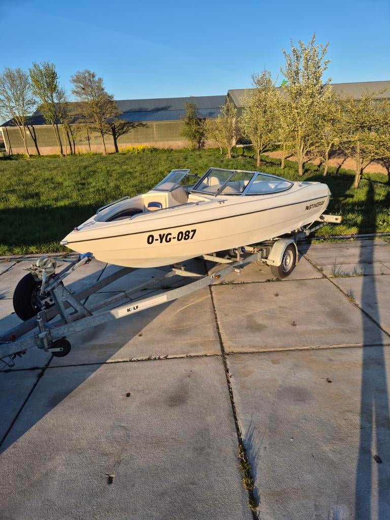 Stingray 180 GT inclusief trailer, Watersport en Boten, Speedboten, Ophalen, Gebruikt, Binnenboordmotor, 120 tot 200 pk