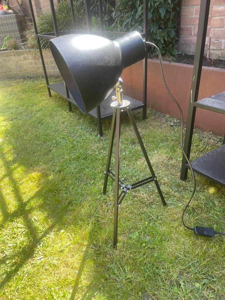 Driepoot lamp zwart, Ophalen of Verzenden, Gebruikt, Minder dan 100 cm
