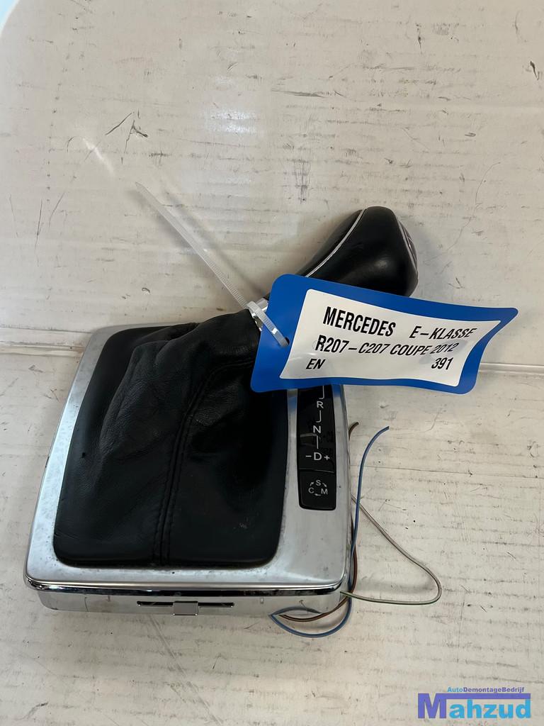 MERCEDES E klasse C207 pookhoes pookknop 2009-2016, Auto-onderdelen, Interieur en Bekleding, Gebruikt, Mercedes-Benz AG, Mercedes-Benz