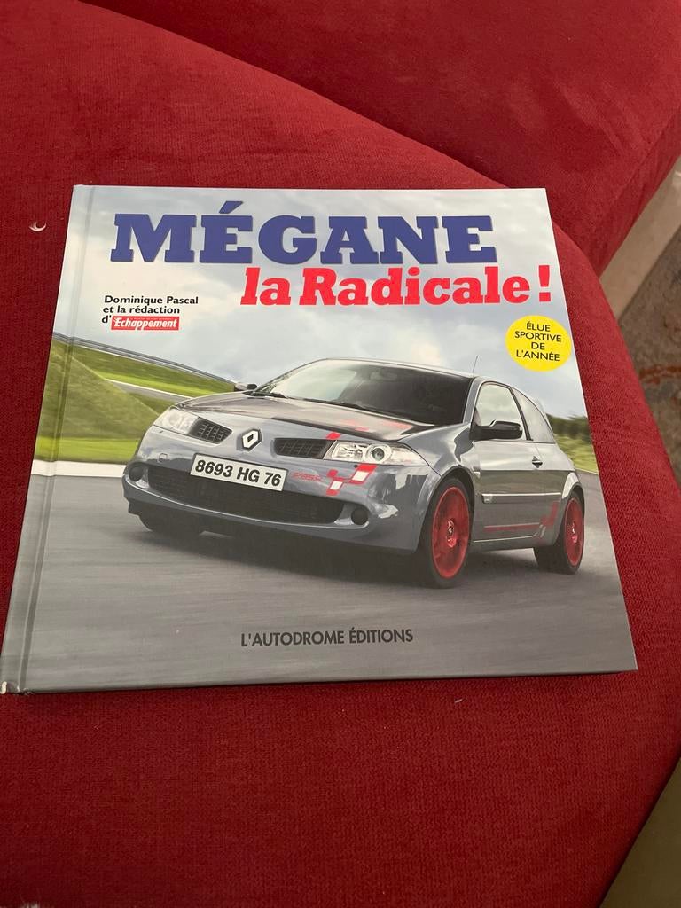 Renaukt RS Mégane la Radicale boekwerk zeldzaam 2009, Ophalen of Verzenden, Gelezen, Renault