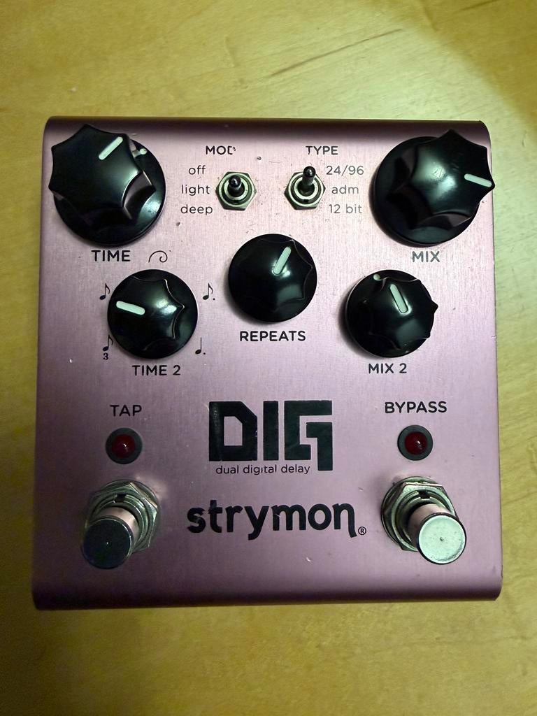 Strymon DIG dual digital delay v1, Muziek en Instrumenten, Ophalen of Verzenden, Gebruikt, Delay of Echo