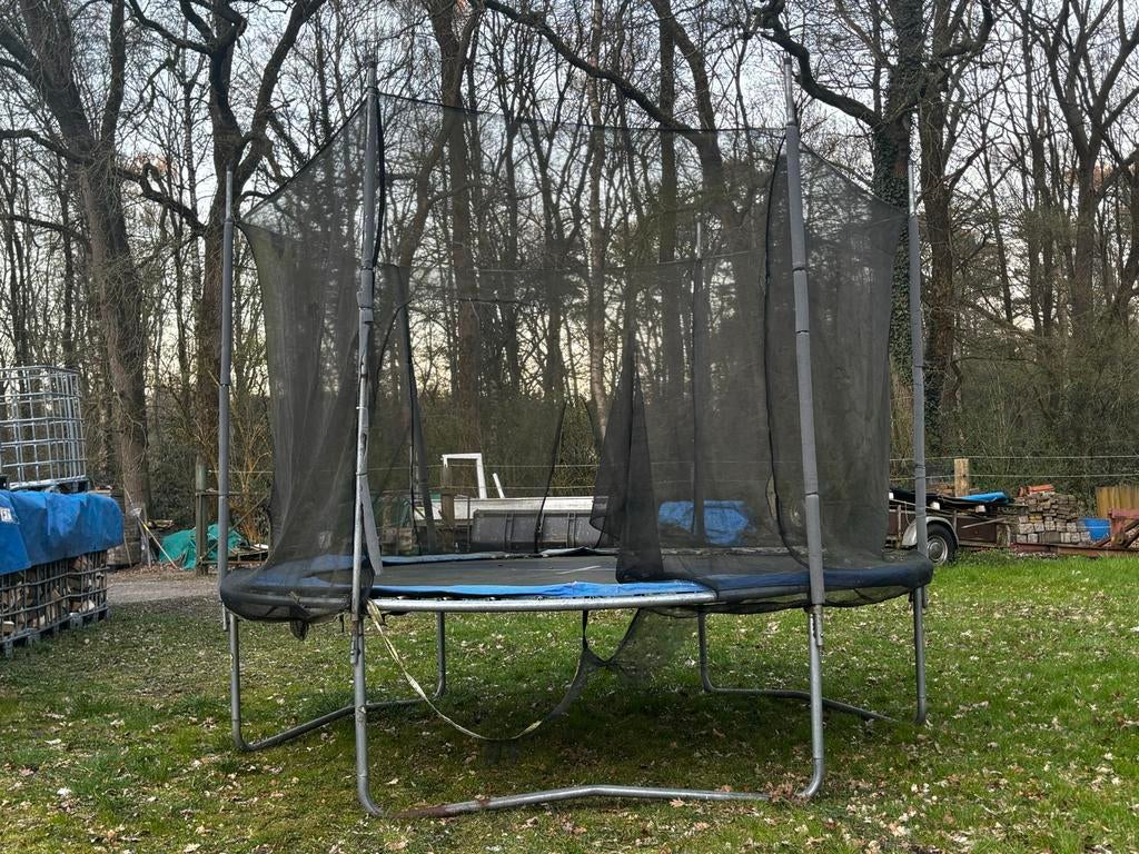 LAATSTE WEEK! Trampoline voor chocolade!! (of gratis), Ophalen, Gebruikt