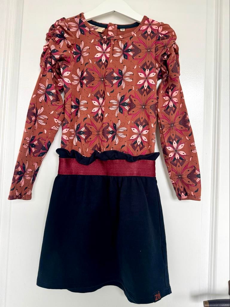 Z8 Jurk met bloemenprint maat 116/122, Kinderen en Baby's, Kinderkleding | Maat 116, Ophalen of Verzenden, Zo goed als nieuw, Meisje