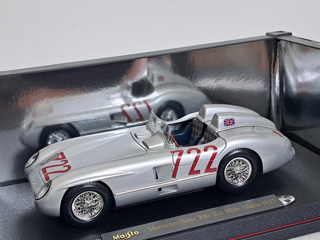 Mercedes Benz 300 SLR Mille Miglia 1955 Moss 722 1/18 Maisto, Ophalen of Verzenden, Zo goed als nieuw, Auto, Maisto