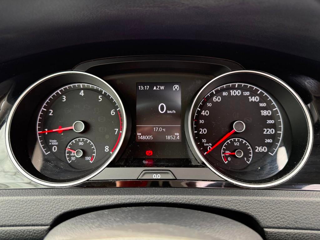 Volkswagen GOLF 1.0 TSI | R-Line | Pano | ACC | CarPlay, Gebruikt, Blauw, Bedrijf, Handgeschakeld