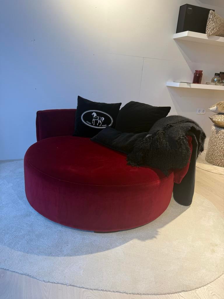 Fendi casa ronde fauteuil met kussens en plaids, Huis en Inrichting, Fauteuils, Ophalen of Verzenden, Gebruikt, Stof, 100 tot 125 cm