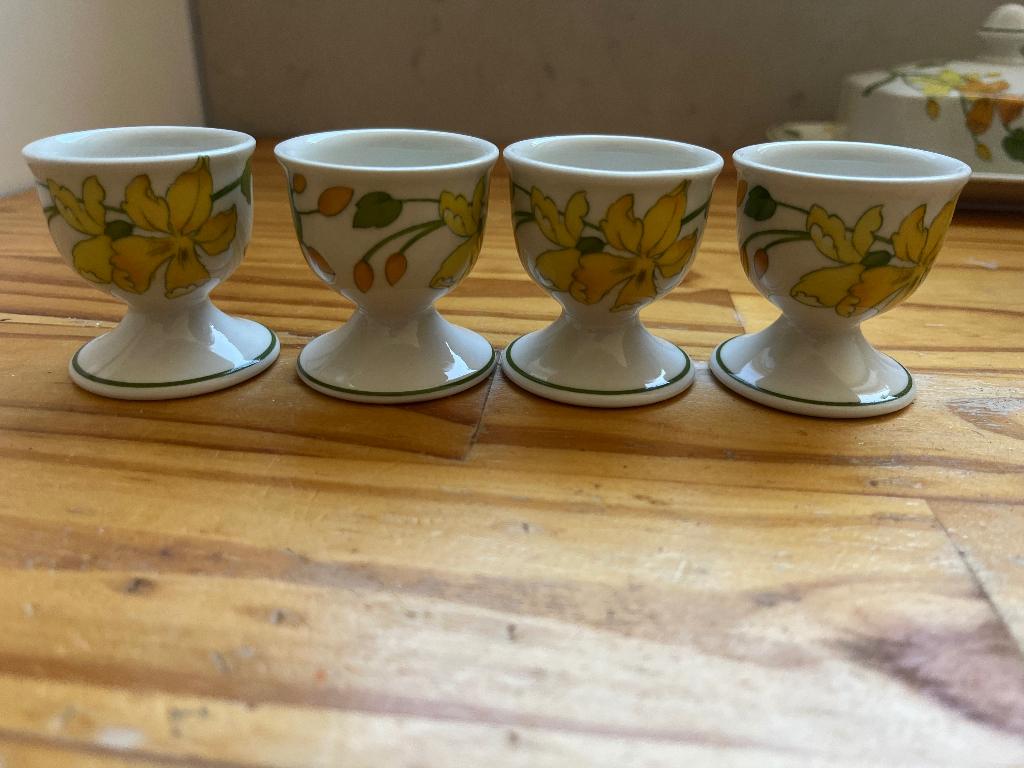 Villeroy en Boch Geranium 4 eierdopjes, Overige typen, Ophalen of Verzenden, Zo goed als nieuw, Overige stijlen