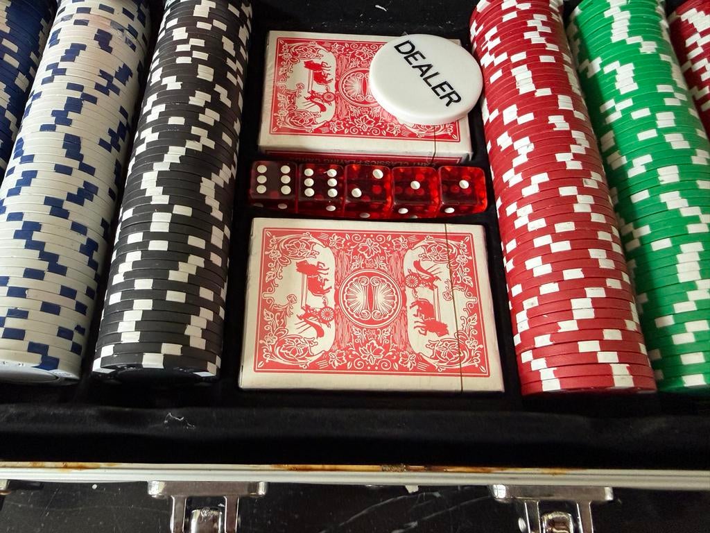 pokerset in aluminium koffer, Drie of vier spelers, Ophalen, Nieuw