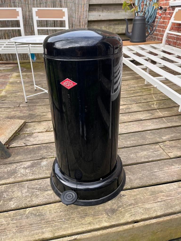 Zwarte Wesco prullenbak, Ophalen, Gebruikt, Met pedaal, 50 tot 75 cm