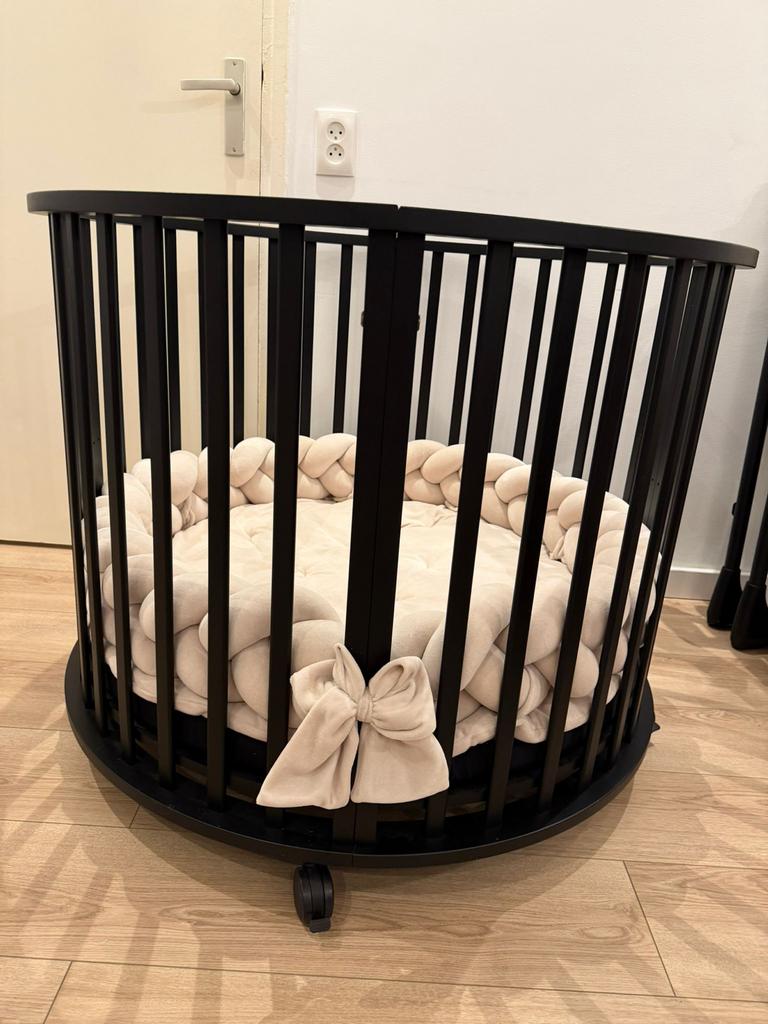 Europe Babybox Zwart 120cm - Zo goed als nieuw, Kinderen en Baby's, Boxen, Ophalen, Zo goed als nieuw, Rond, Wieltjes