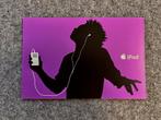 Apple 2003 iPod reclamekaart / post card purple, Audio, Tv en Foto, Mp3-spelers | Apple iPod, Overige types, Overige kleuren, Zo goed als nieuw