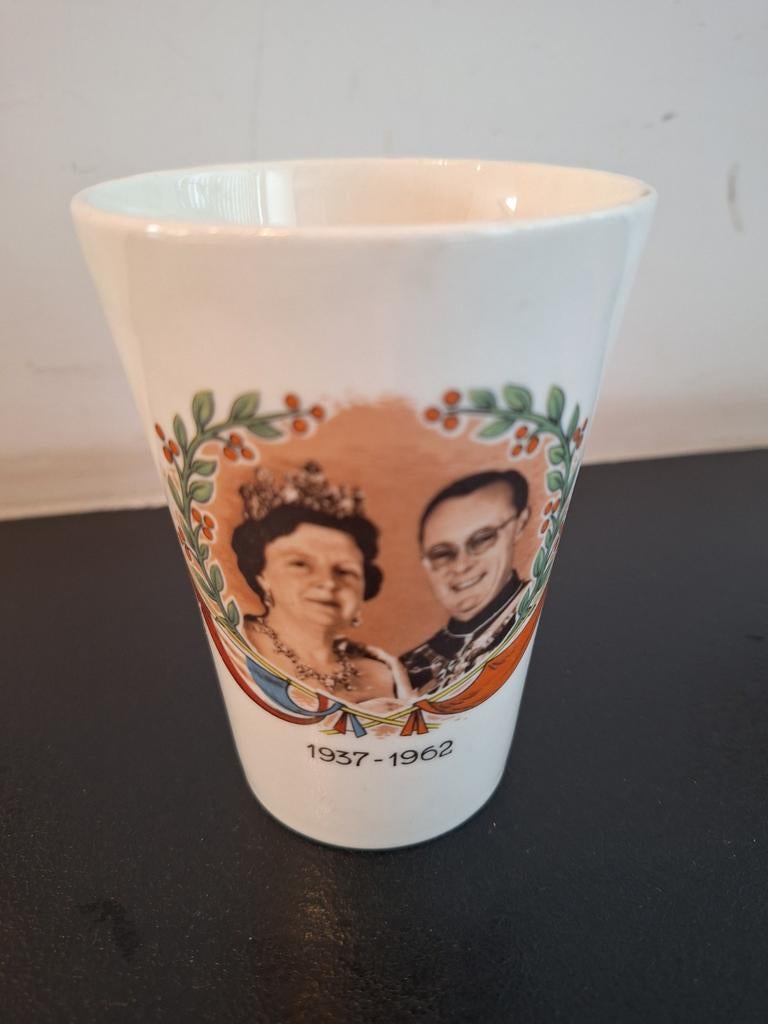 Jubileum Beker Juliana & Bernhard 1937-1962, Verzamelen, Koninklijk Huis en Royalty, Ophalen