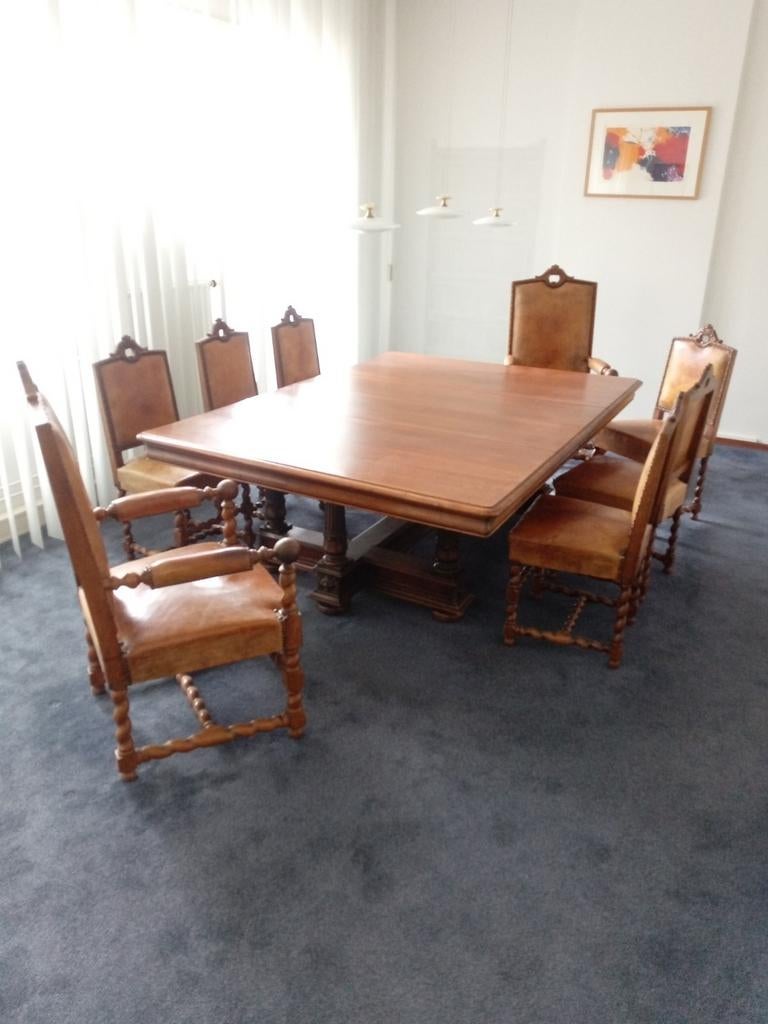 Grote houten tafel met 8 stoelen, Ophalen, Gebruikt