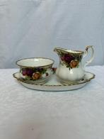 Prachtig Royal Albert Old Country Roses Roomstel op Tray, Ophalen of Verzenden