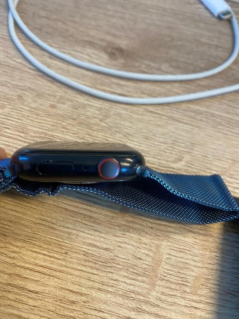 Apple Watch Series 8  45mm, Sieraden, Tassen en Uiterlijk, Smartwatches, Ophalen, Gebruikt, Apple Watch ⌚️, Zwart