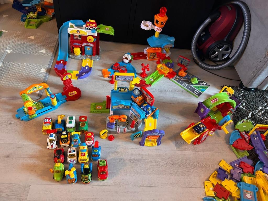 Zeer grote en complete partij VTech Toet Toet Auto’s, Ophalen
