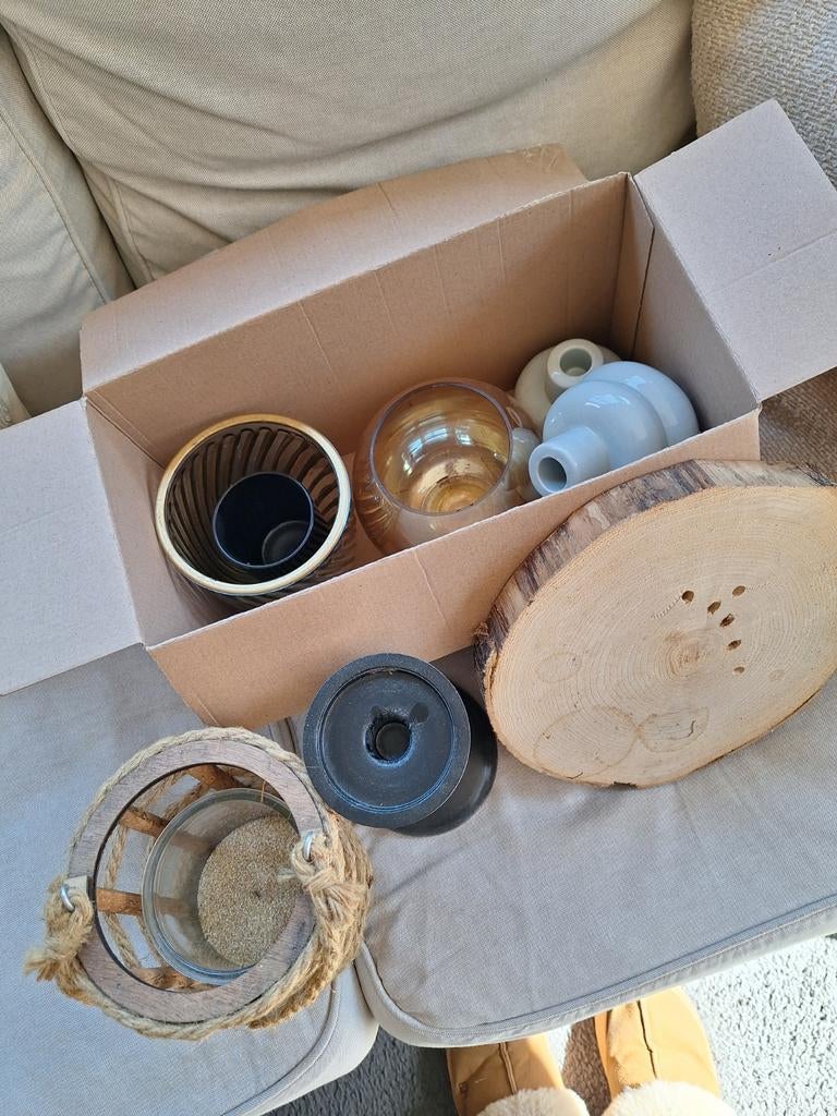 Gratis een doos vol windlichten, kandelaars ect, Ophalen of Verzenden, Overige materialen, Minder dan 25 cm