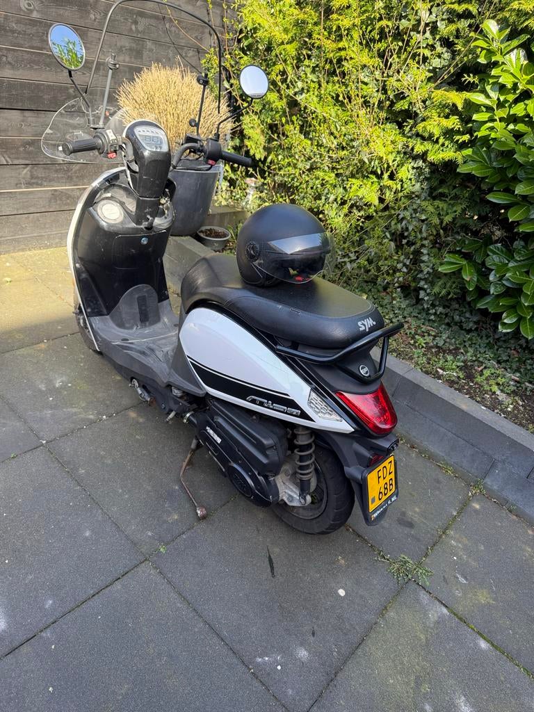 Sym Mio scooter uit 2020, lage kilometerstand, Gebruikt, Maximaal 45 km/u, Benzine, Ophalen