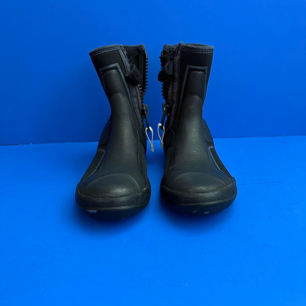 Zeillaarzen, Watersport en Boten, Watersportkleding, Ophalen of Verzenden, Gebruikt, Kind, Zeil- of Surfschoenen