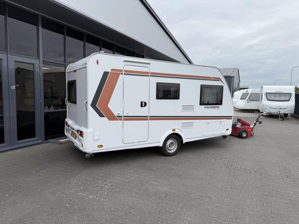 Weinsberg CaraOne Edition HOT 420 QD Bed + Zit + WC Bj 2023, Caravans en Kamperen, Caravans, Bedrijf, Treinzit, 750 - 1000 kg