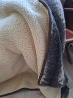 Mooie grote echt wollen deken zgan Graag bieden, Ophalen, Zo goed als nieuw