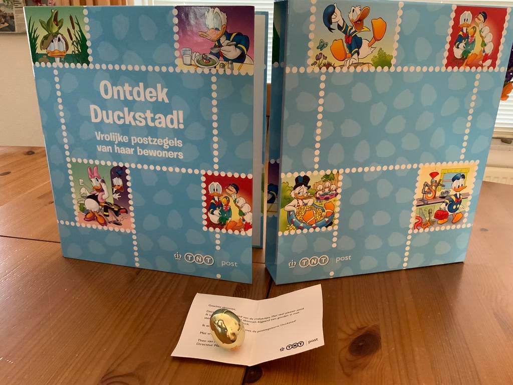 Compl verzameling Duckstad 36 vellen +extra goude ei lezen, Postzegels en Munten, Verzenden, Nederland