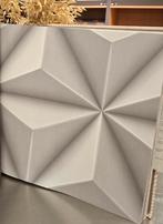 2 rollen splinternieuw behang.  Prijs per rol 9.50, Ophalen of Verzenden, Minder dan 10 m², Grijs