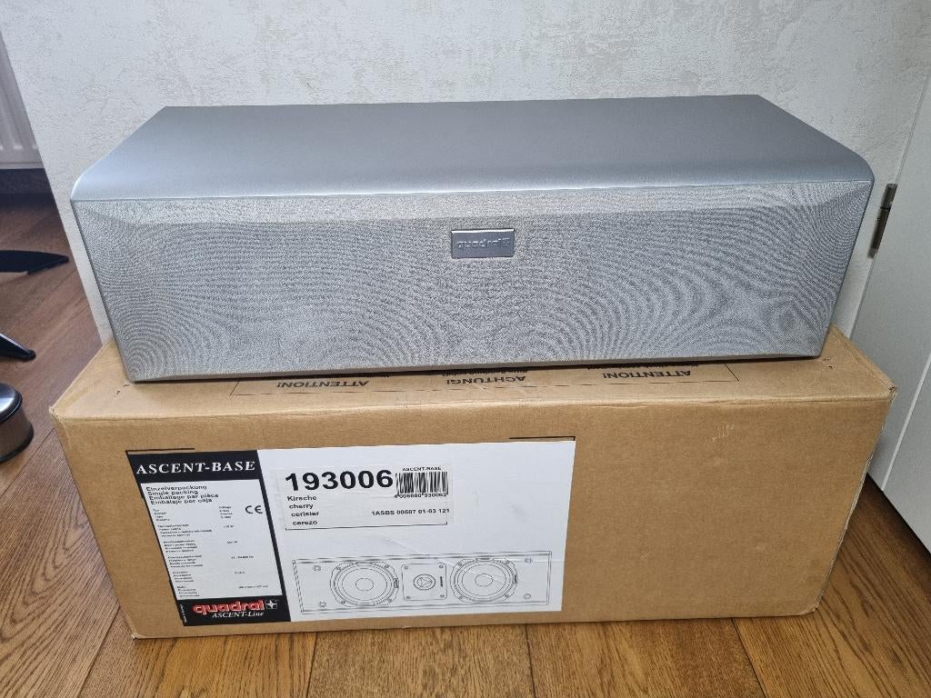 Quadral Ascent-Base zilver centerspeaker, Ophalen of Verzenden, 120 watt of meer, Front, Rear of Stereo speakers, Overige merken