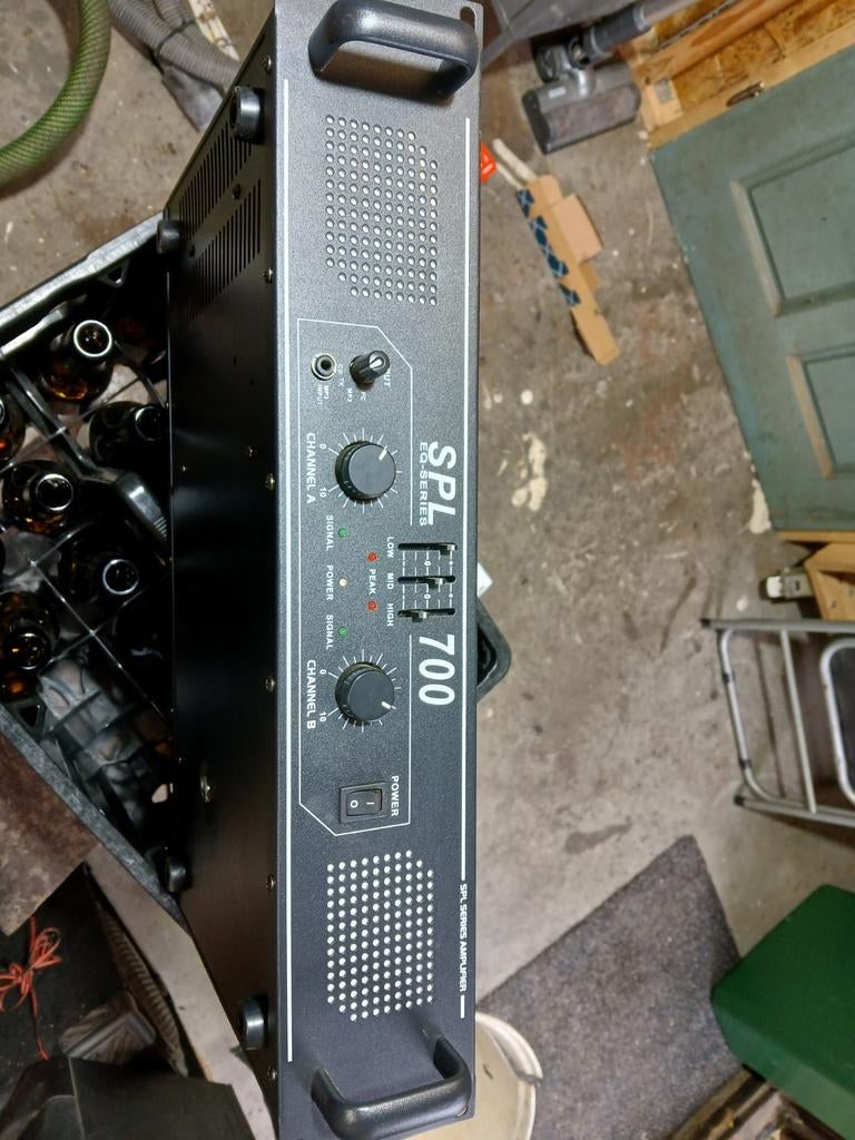 SPL 700 EQ-Series versterker, Ophalen, Gebruikt, Minder dan 500 watt