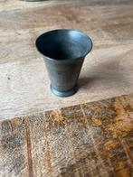 Klein tinnen miniatuur vaasje, Antiek en Kunst, Antiek | Tin, Ophalen of Verzenden