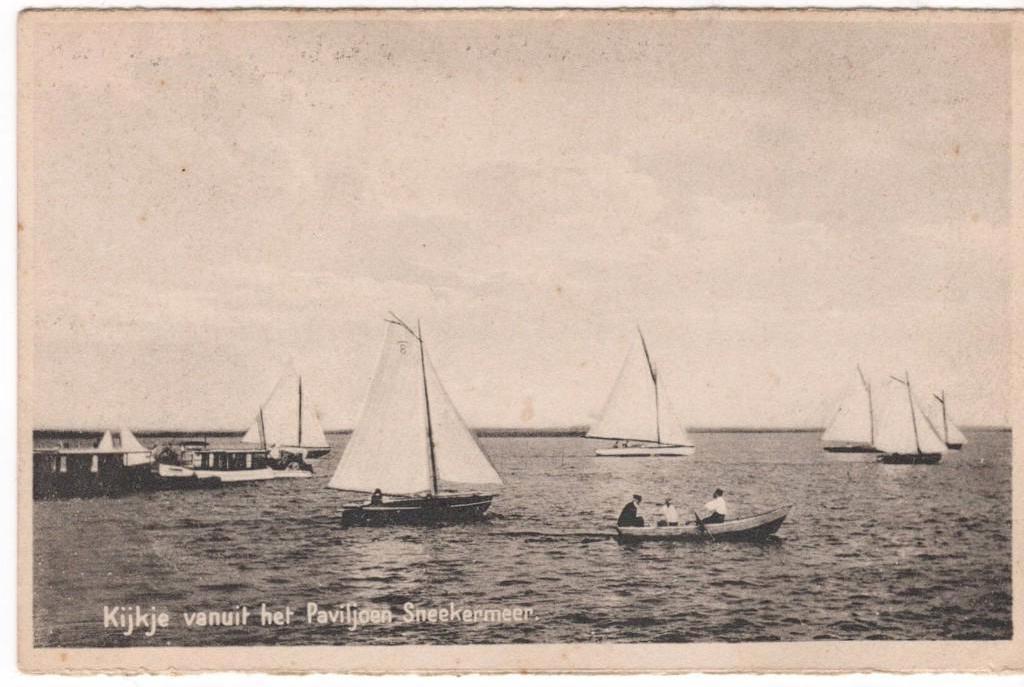 Kijkje vanaf het Paviljoen Sneekermeer., Ophalen of Verzenden, 1960 tot 1980, Ongelopen, Friesland