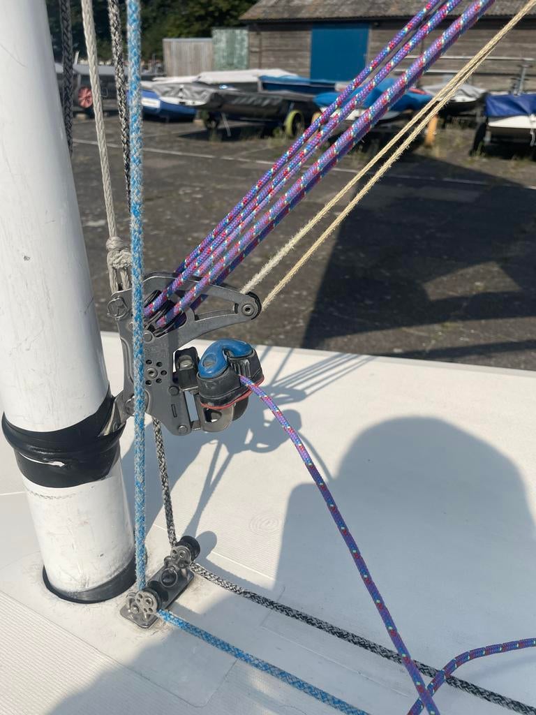 Laser standaard/ilca 7 met XD trim systeem, Watersport en Boten, Open zeilboten, Ophalen, Geen motor, Gebruikt, Minder dan 3 meter