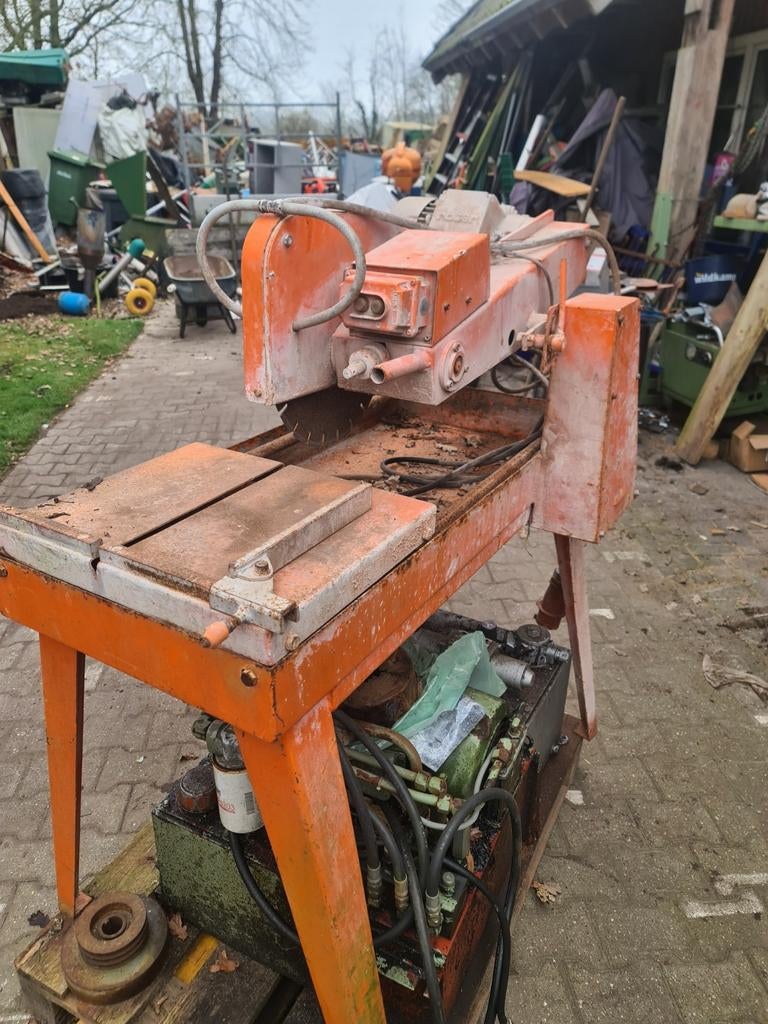 Steen zaagmachine clipper 380 volt, Ophalen, 1200 watt of meer, Cirkelzaag, 70 mm of meer