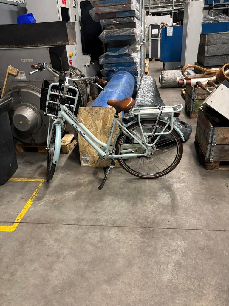Jonge gebruikte defecte elektrische dames fiets, Fietsen en Brommers, Fietsen | Dames | Damesfietsen, 53 tot 56 cm, Ophalen of Verzenden