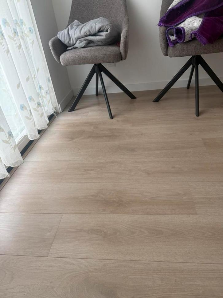 Laminaat en pvc leggen €5,99 p/m² | Heel Nederland, Diensten en Vakmensen, Vloerleggers en Parketteurs, Houten vloeren, Laminaat of Parket