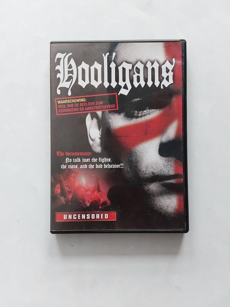 Hooligans, Vanaf 16 jaar, Ophalen of Verzenden, Zo goed als nieuw, Overige typen