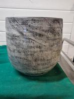 bloempot groot wit zwart, Ophalen of Verzenden, 'T Olde Gre-j, Info@toldegrej.nl, Endepoelstraat 20f Didam