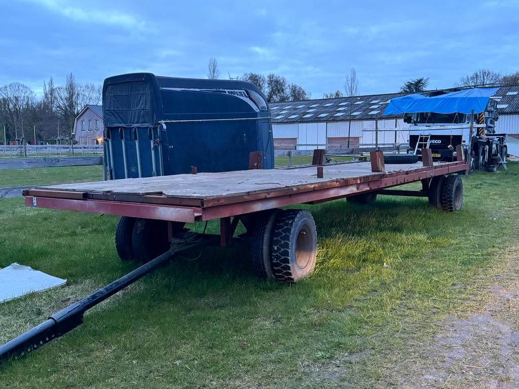 Zeer degelijk onderstel / plattewagen / carnavalswagen, Ophalen, Gebruikt, Feestartikel, Carnaval