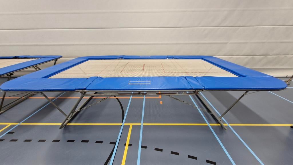 Eurotramp wedstrijdtrampolines, Ophalen