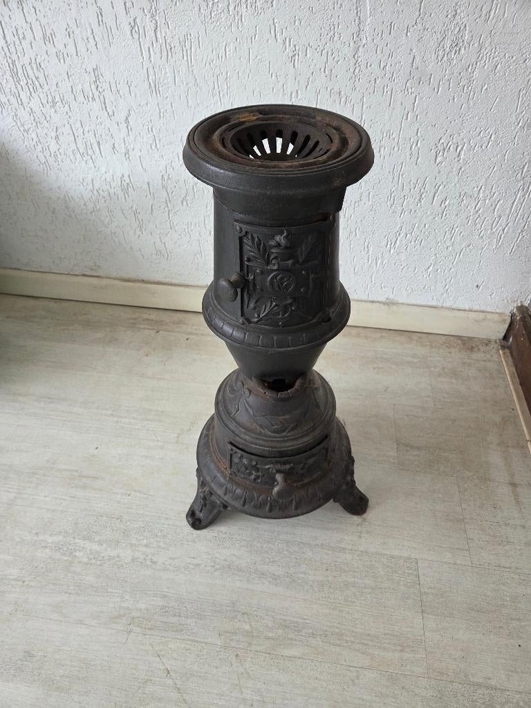 Gietijzeren potkachel, Ophalen, Hout, Houtkachel