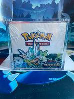 Twilight Masquerade Booster Box + Acryl Display, Ophalen of Verzenden, Nieuw, Boosterbox