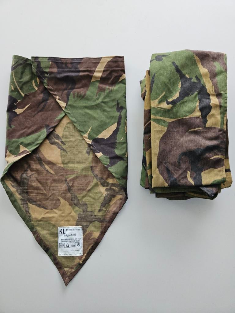 Defensie halsdoek woodland 10 stuks t.e.a.b., Ophalen of Verzenden, Landmacht, Nederland, Embleem of Badge