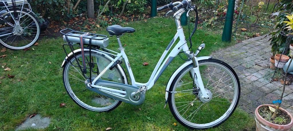 Amslod type Carlton SE elektrische fiets, Fietsen en Brommers, Gebruikt, 51 tot 55 cm, 30 tot 50 km per accu, Ophalen