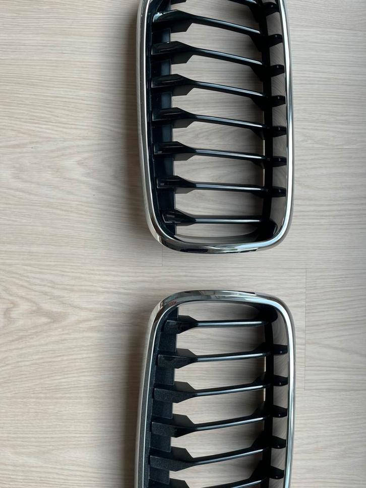 BMW X2 Grill - Nieren (Set van 2), Auto-onderdelen, Carrosserie en Plaatwerk, Bumper, BMW, Voor, Gebruikt, Ophalen