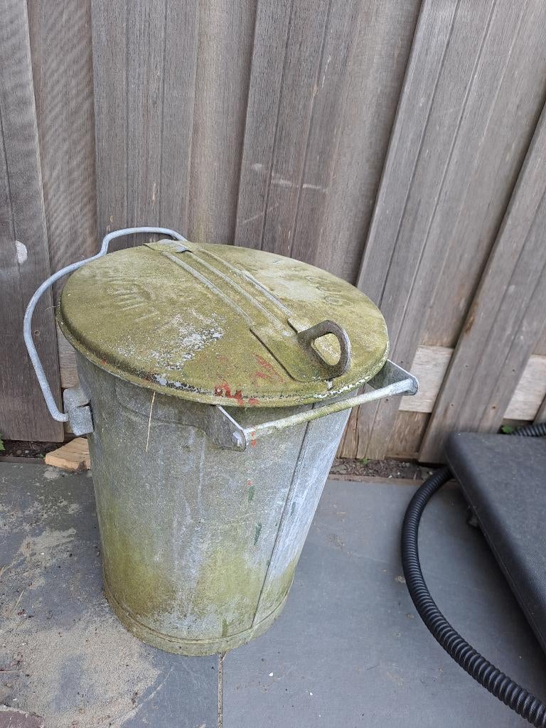 Zinken vuilnis emmer, Huis en Inrichting, Ophalen, Gebruikt, Metaal, Minder dan 50 cm