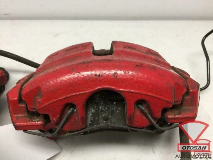 vw golf 6 gti remklauw links voor rood