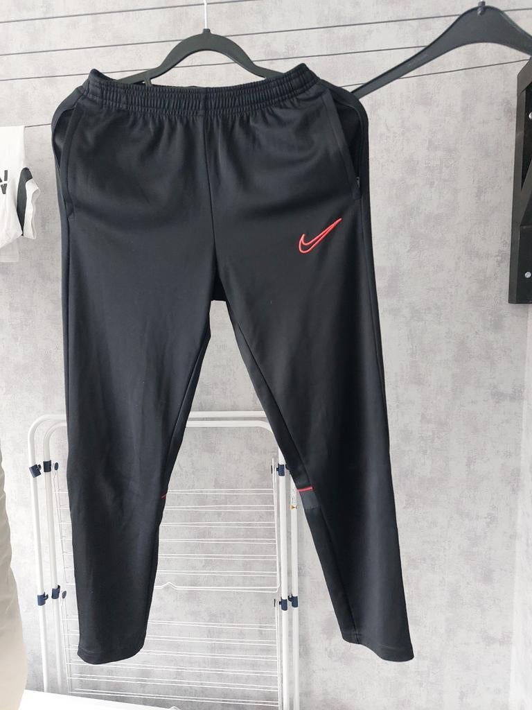 Nike broek l 147 158, Ophalen, Zwart, Overige maten, Zo goed als nieuw