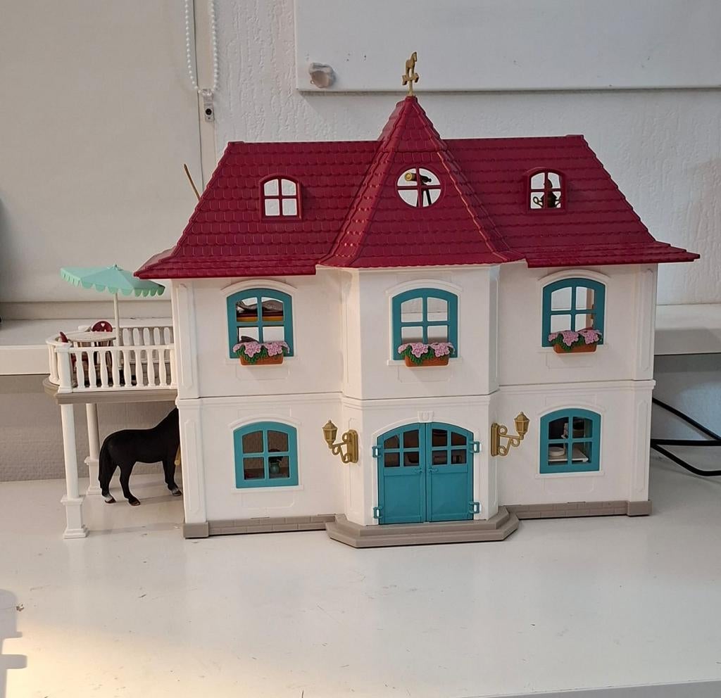 Schleich Lakeside Paardenboerderij (zonder stallen), Ophalen of Verzenden, Zo goed als nieuw, Poppenhuis